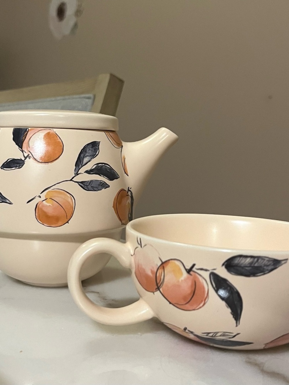 Peach patterned teapot and teacup - Picture 3 of 5